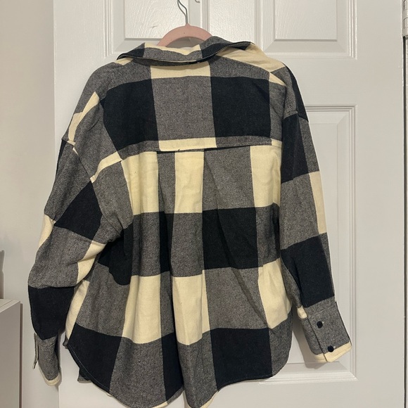 Zara heavy plaid button down - Picture 3 of 3